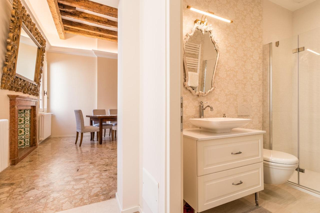 Ferienwohnung Doge'S Mirror & Stair @Frari Venedig Exterior foto